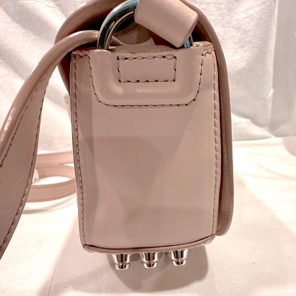 RARE 🔥🔥Alexander Wang 🔥🔥NWOT Mini Lia Crossbody Bag In A Lovely Blush - Picture 4 of 12